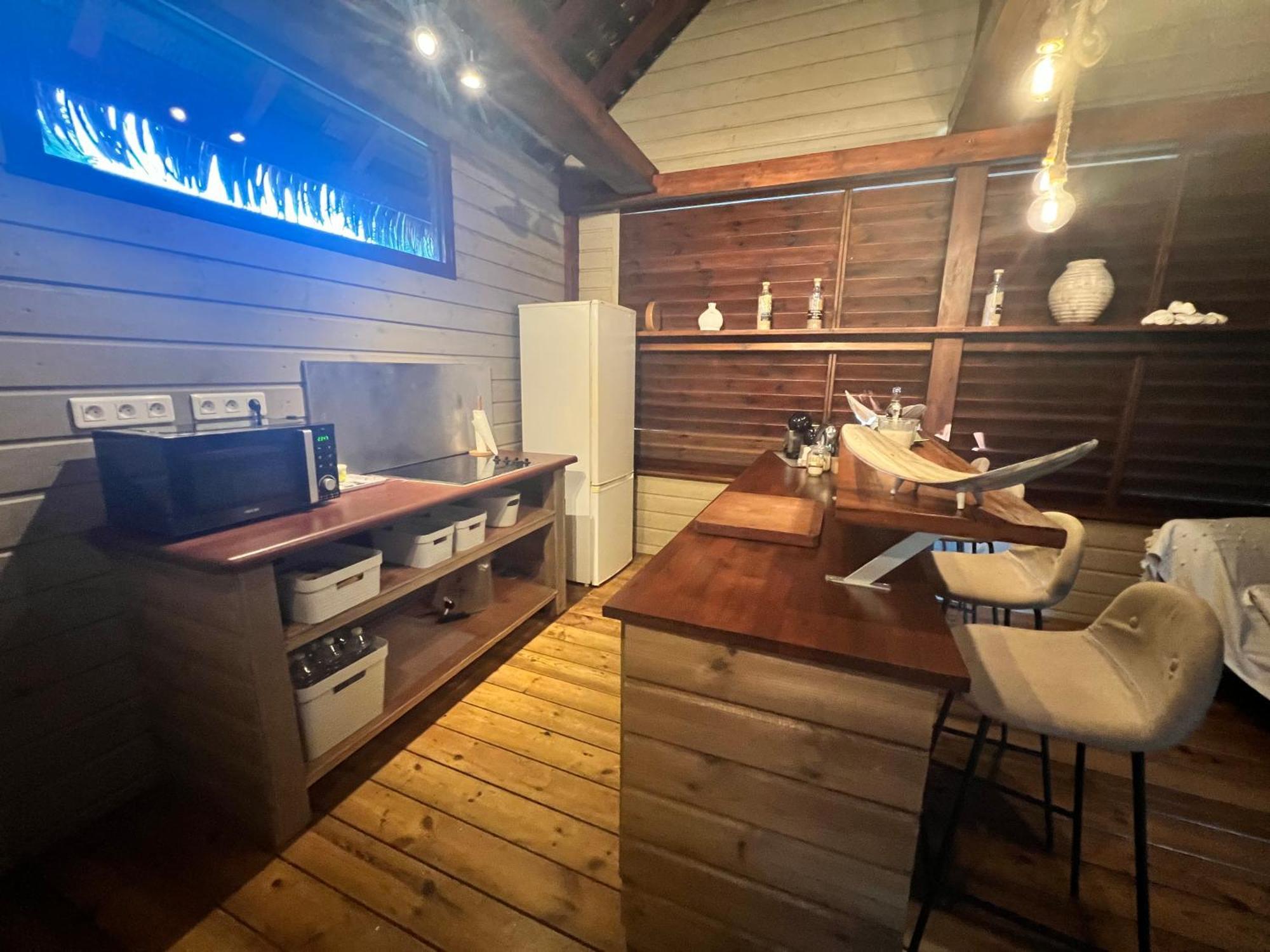 Eden Chalet, Spa Privatif Les Abymes Extérieur photo